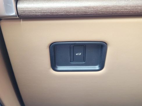 New 2026 Land Rover Range Rover SE AWD/4WD image 15