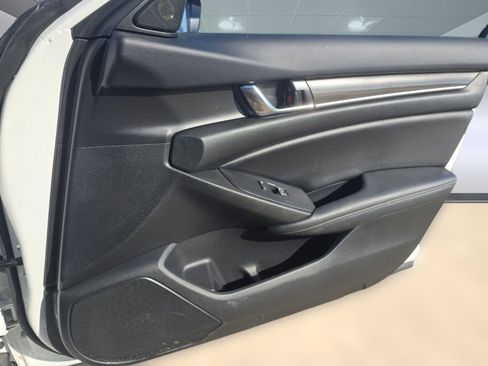 Used 2022 Honda Accord Sport image 19