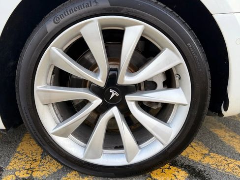 Used 2018 Tesla Model 3 Long Range image 7