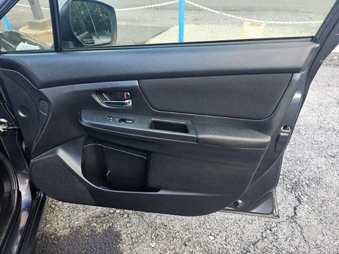 Used 2013 Subaru Impreza 2.0i Premium w/ All-Weather Pkg image 10