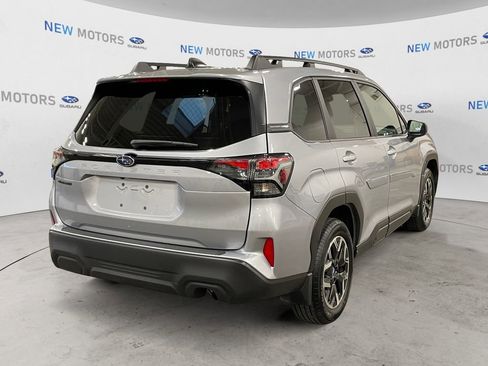 Certified 2025 Subaru Forester Premium image 7