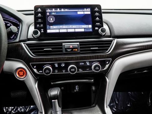 Used 2020 Honda Accord EX image 22