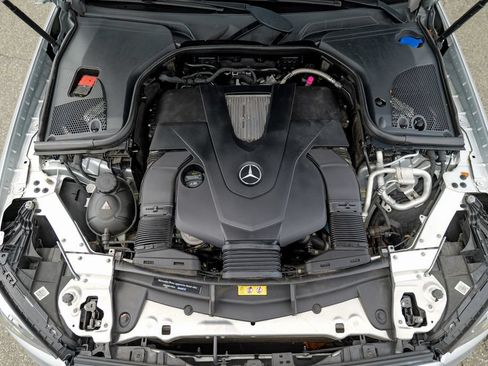 Used 2018 Mercedes-Benz E 400 4MATIC Wagon image 60