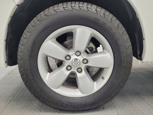 Used 2014 RAM 1500 Express RWD image 31