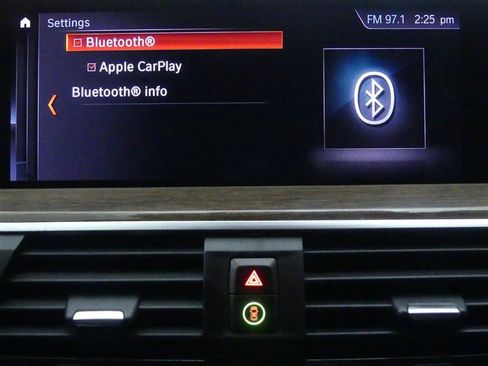 Used 2019 BMW X3 xDrive30i w/ Driving Assistance Package image 12