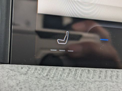 New 2025 Ford Maverick XLT w/ XLT Luxury Package image 24