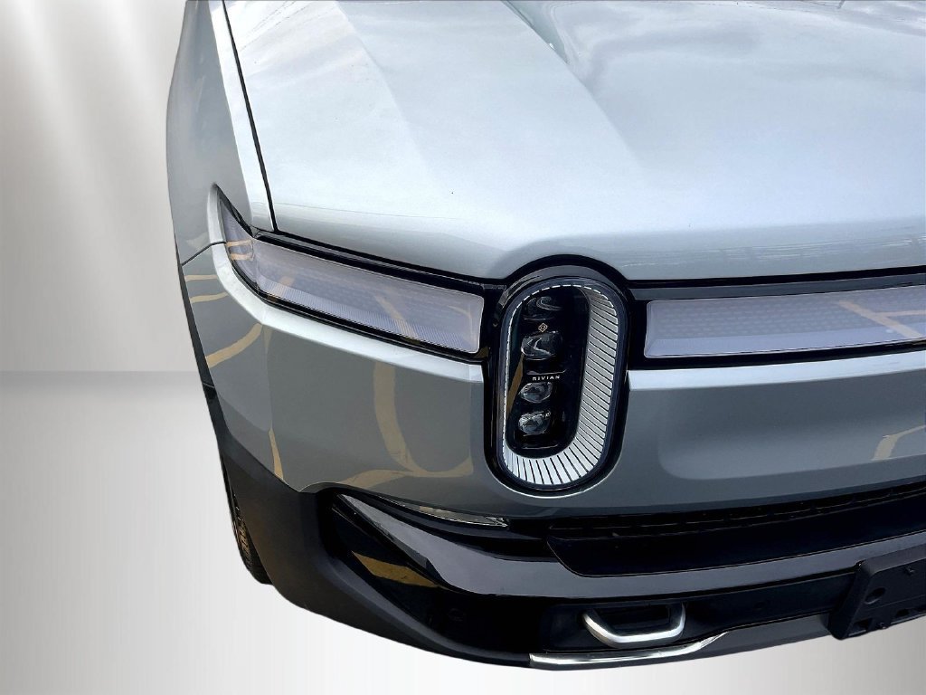 Used 2024 Rivian R1S Adventure Quad AWD/4WD image 31
