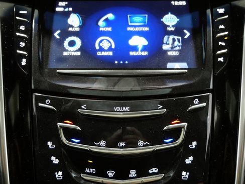 Used 2019 Cadillac Escalade ESV Platinum image 20