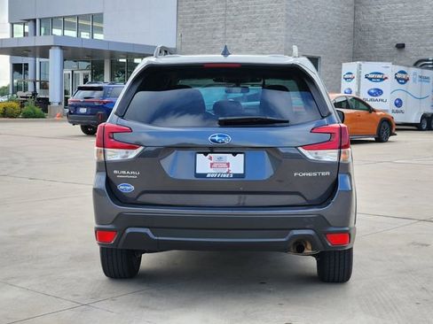 Certified 2023 Subaru Forester Premium AWD/4WD image 6