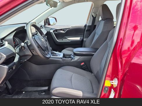 Used 2020 Toyota RAV4 XLE w/ All Weather Liner Package FWD image 14