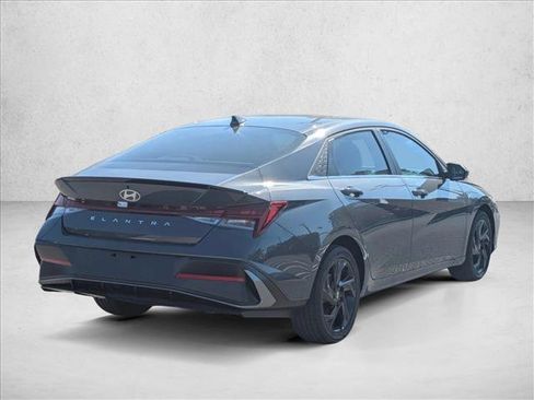 New 2026 Hyundai Elantra SEL Sport Premium FWD image 2