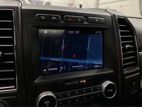 Used 2019 Ford Expedition Max Limited AWD/4WD image 31