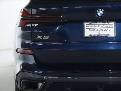 Certified 2024 BMW X5 xDrive40i w/ M Sport Package image 46