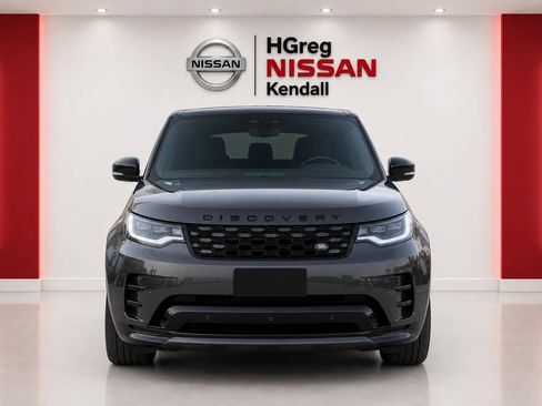 Used 2022 Land Rover Discovery S R-Dynamic AWD/4WD image 5
