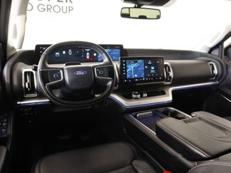 Used 2025 Ford Expedition Max Platinum video 2