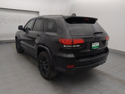 Used 2019 Jeep Grand Cherokee Altitude image 5