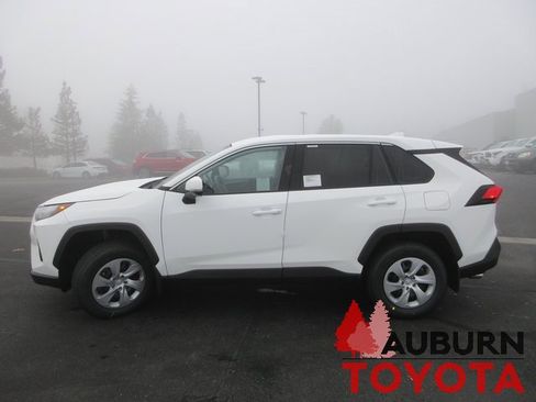 New 2025 Toyota RAV4 LE image 5