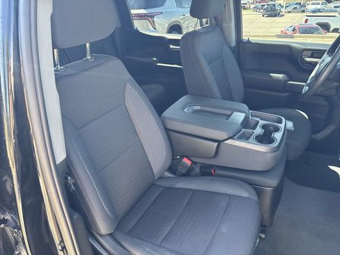 Certified 2022 Chevrolet Silverado 1500 Custom AWD/4WD image 31