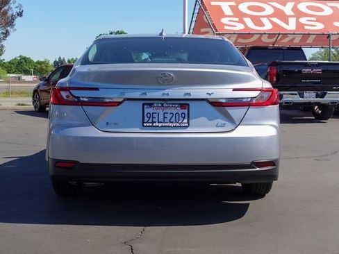 Certified 2025 Toyota Camry LE w/ Convenience Package image 10