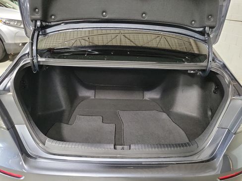 Certified 2025 Honda Accord LX image 8