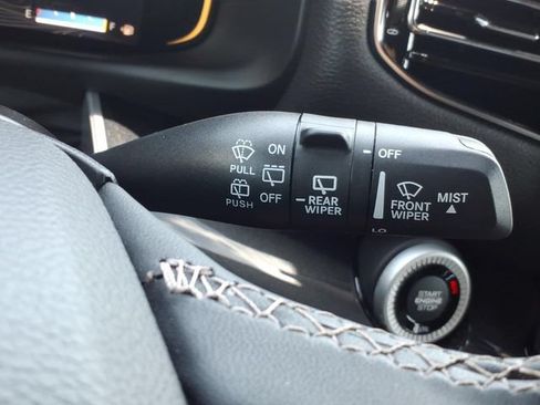 Used 2023 Jeep Wagoneer 4WD w/ Premium Group I image 30