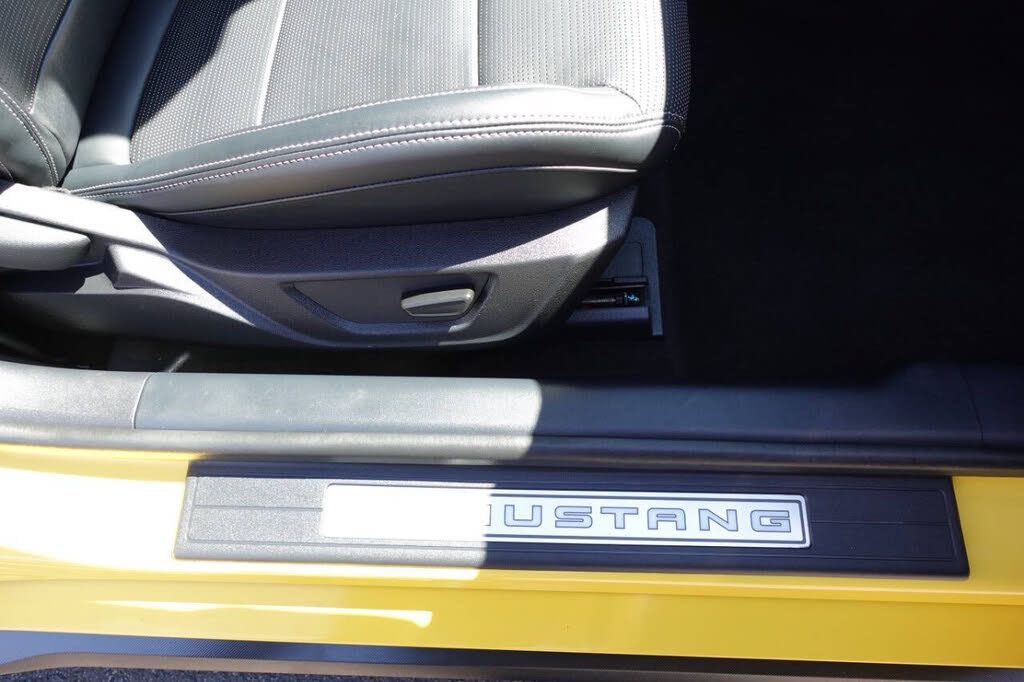 Used 2024 Ford Mustang Premium RWD image 31