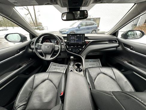 Used 2023 Toyota Camry XSE image 15