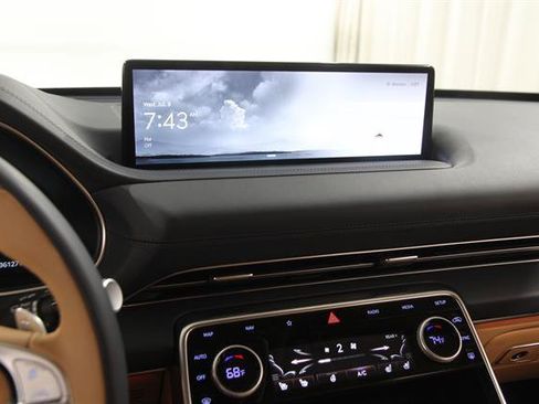 Certified 2024 Genesis GV80 3.5T Prestige Signature AWD/4WD image 9