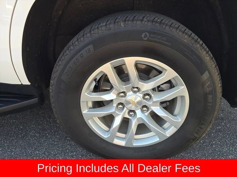 Used 2024 Chevrolet Tahoe LT w/ Luxury Package AWD/4WD image 5