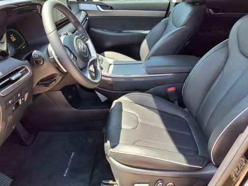 Used 2025 Hyundai Palisade XRT FWD image 11
