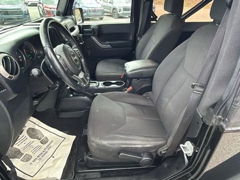 Used 2014 Jeep Wrangler Sport image 15