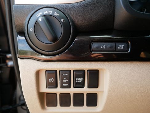 Certified 2017 Nissan Titan SV RWD image 26