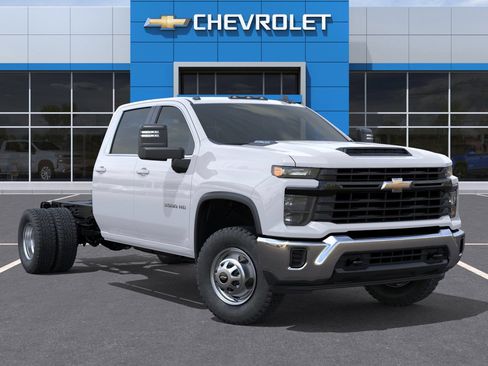 New 2025 Chevrolet Silverado 3500 W/T w/ WT Convenience Package AWD/4WD image 28