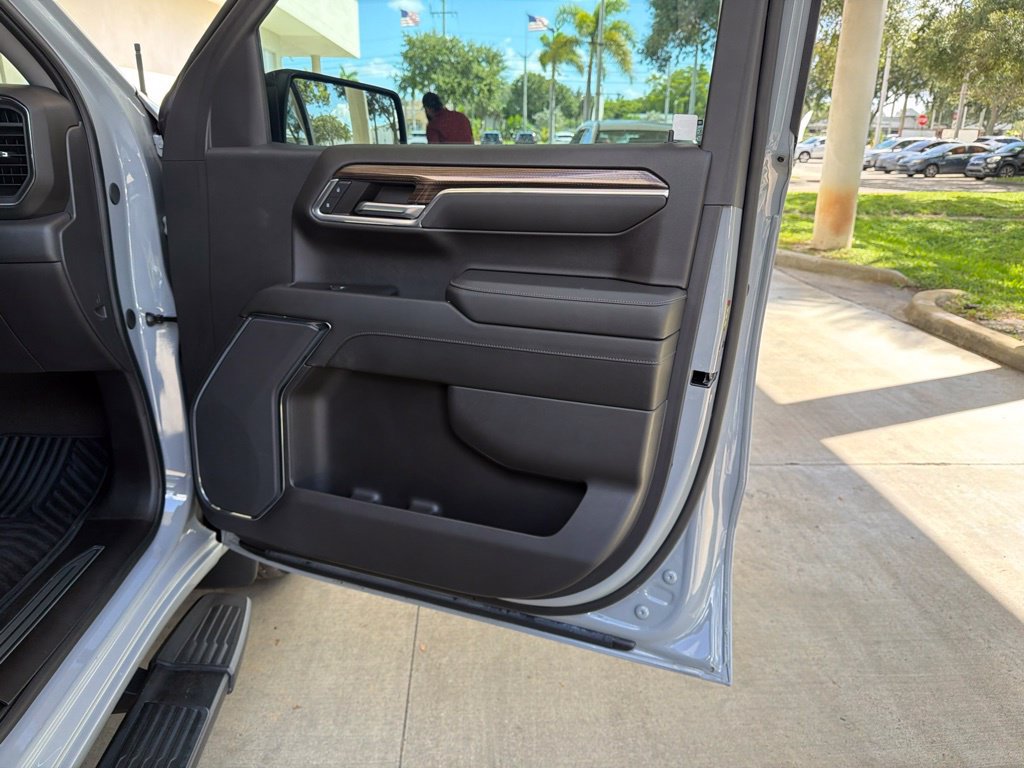 Used 2024 Chevrolet Silverado 1500 RST RWD image 34