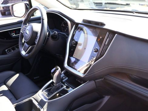Used 2025 Subaru Outback Limited w/ Tech Package 2 image 27