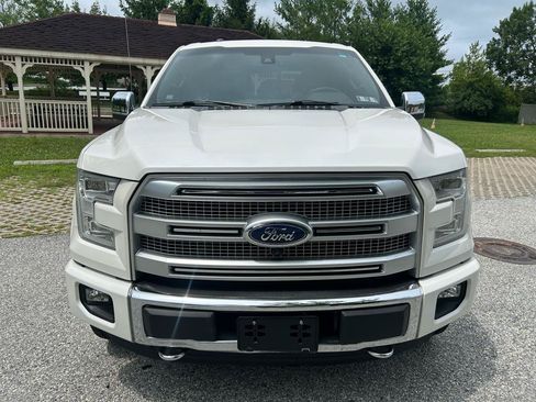 Used 2015 Ford F150 Platinum w/ Equipment Group 701A Luxury AWD/4WD image 2