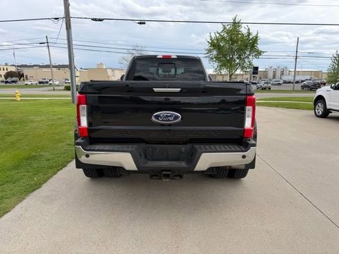 Used 2017 Ford F350 Lariat w/ Chrome Package AWD/4WD image 4