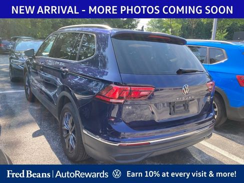 Used 2023 Volkswagen Tiguan SE w/ Panoramic Sunroof Package AWD/4WD image 4