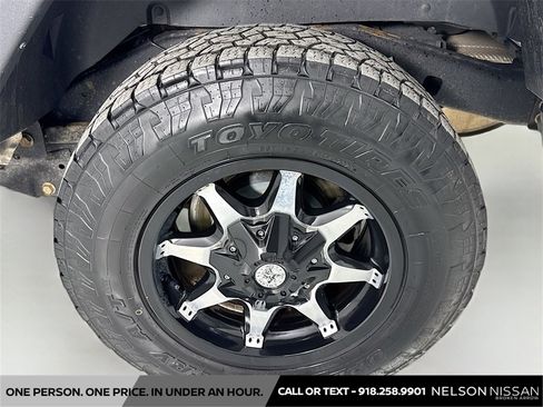 Used 2017 Jeep Wrangler Sport image 27