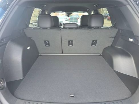 New 2026 Chevrolet Equinox RS w/ LPO, Floor Liner Package image 21