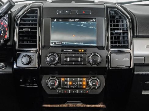 Used 2019 Ford F250 Lariat w/ Lariat Ultimate Package AWD/4WD image 25