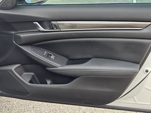 Used 2021 Honda Accord Sport image 28