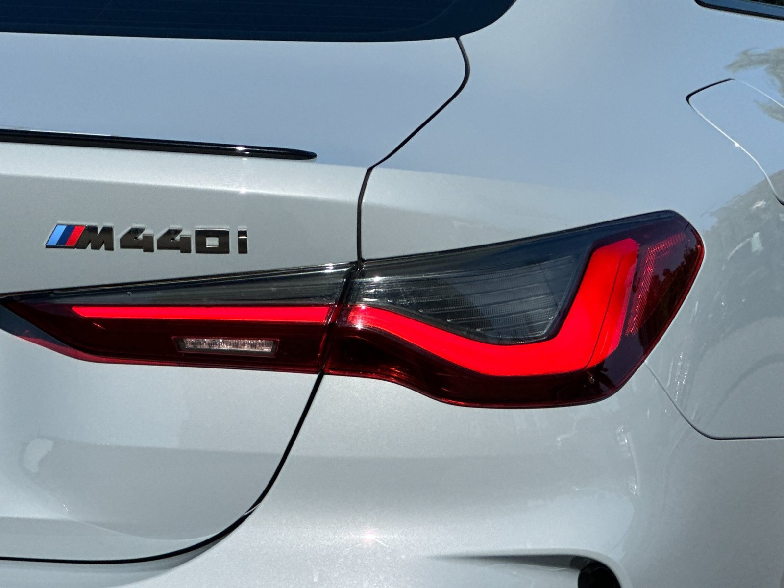 Used 2024 BMW M440i Coupe RWD image 31