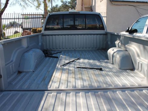 Used 1997 Dodge Ram 2500 Truck 2WD Club Cab image 21