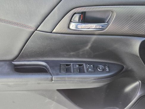 Used 2017 Honda Accord Sport Special Edition image 24