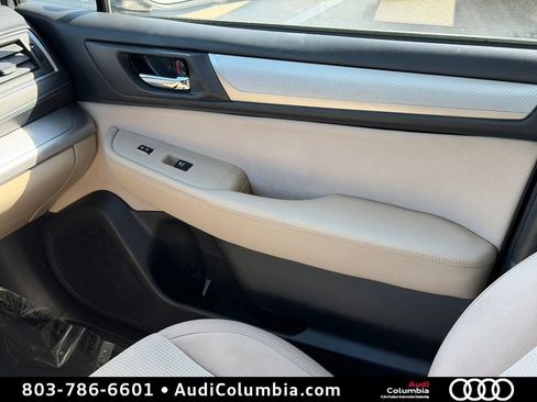 Used 2019 Subaru Outback 2.5i Premium AWD/4WD image 35