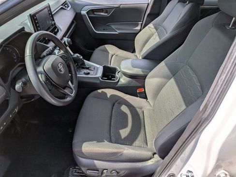 Used 2022 Toyota RAV4 SE w/ Weather & Moonroof Package AWD/4WD image 15