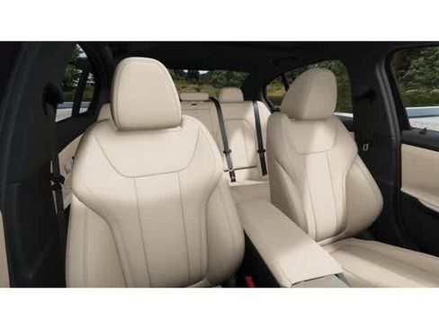 Used 2026 BMW 330i xDrive Sedan w/ Convenience Package AWD/4WD image 11