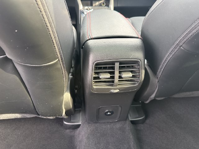 Used 2026 Ford Escape ST-Line Select w/ Tech Pack #1 AWD/4WD image 17