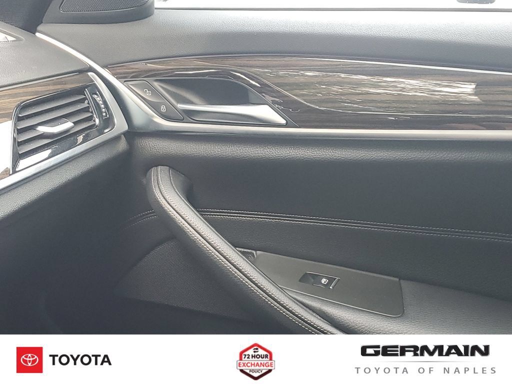 Used 2019 BMW 530i xDrive w/ Convenience Package AWD/4WD image 29